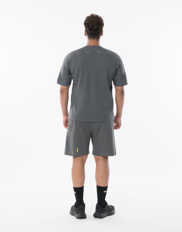 CRONOS TECH HYBRID TEE [深灰色] 