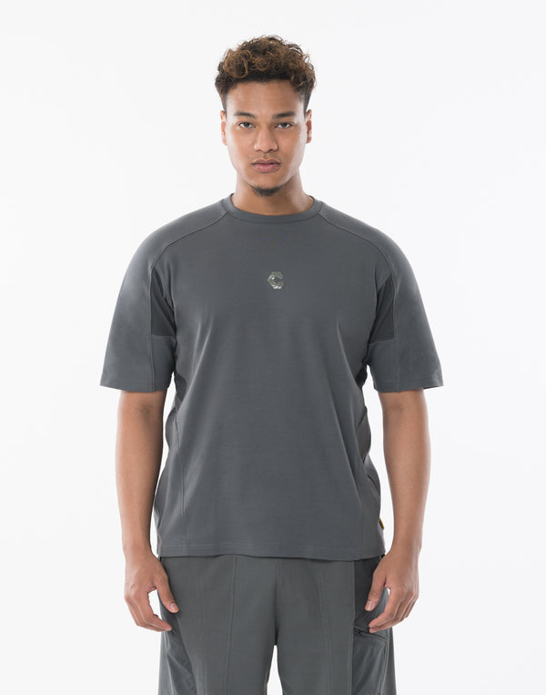 CRONOS TECH HYBRID TEE [深灰色] 