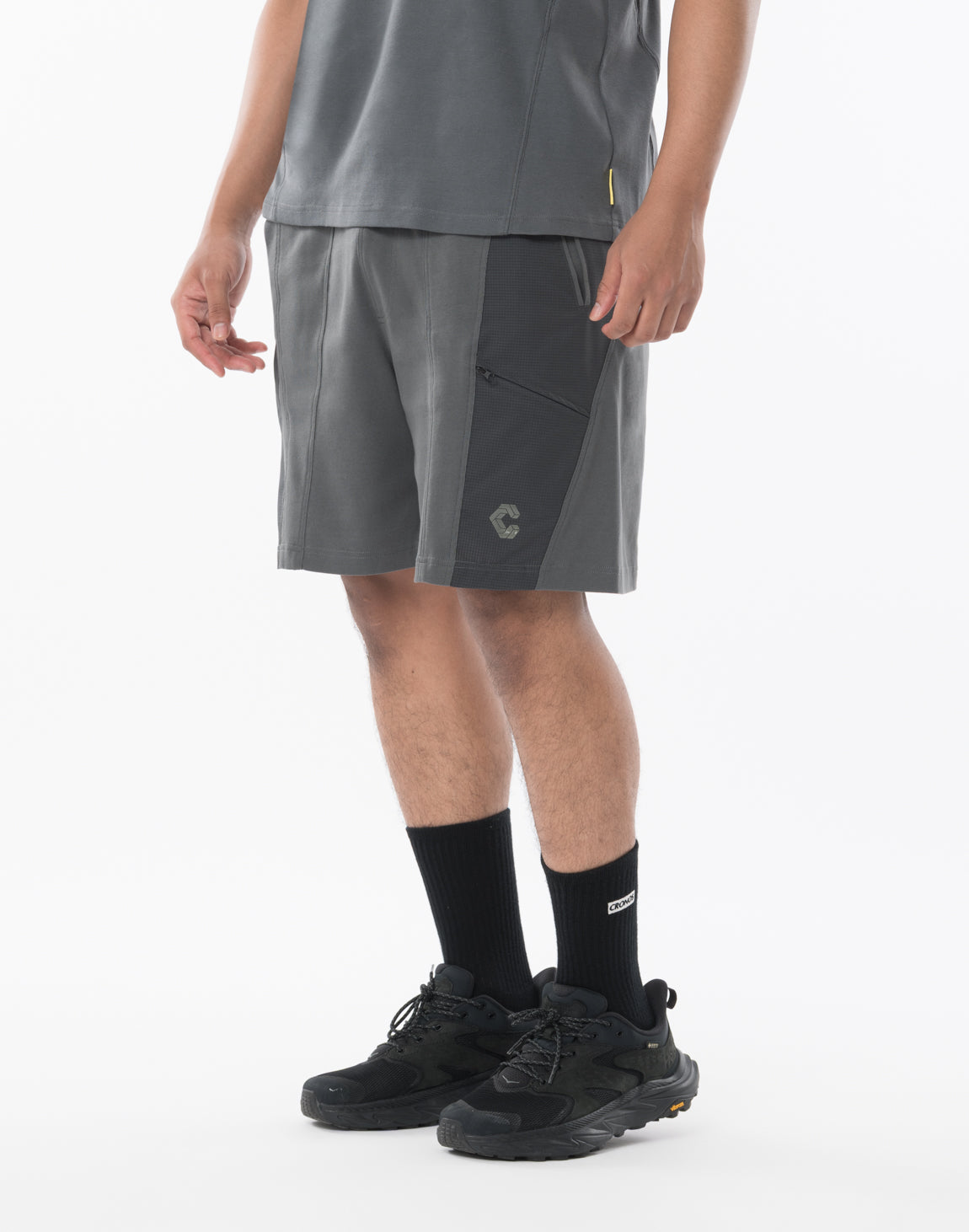 CRONOS HYBRID ACTIVE SHORTS【D.GRAY】