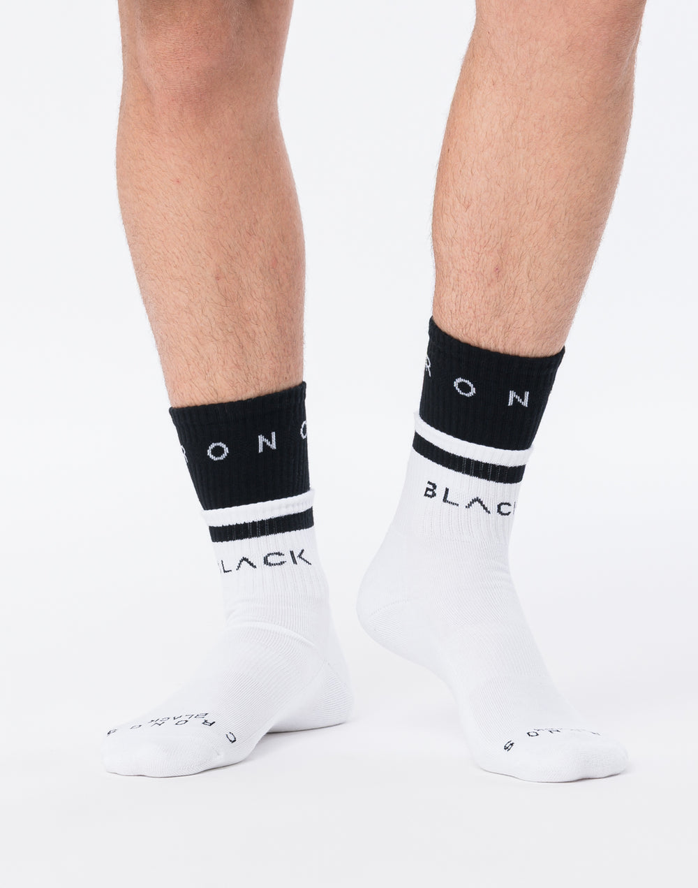CRONOS BLACK MINIMAL ACTIVE SOCKS【WHITE】