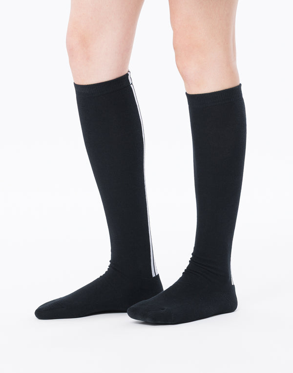 CRONOS BLACK WOMAN LineFit High Socks [BLACK]
