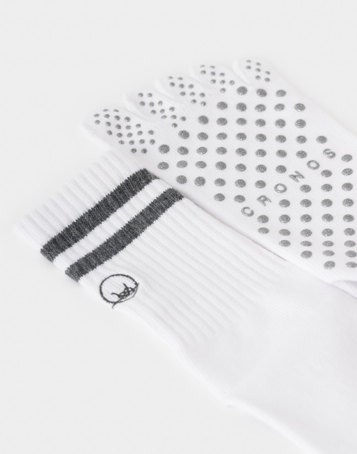 CRONOS WOMEN × KASANE Flow Grip Socks【WHITE】