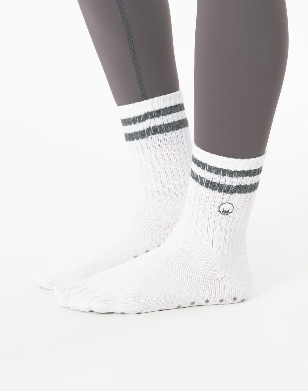 CRONOS WOMEN × KASANE Flow Grip Socks【WHITE】