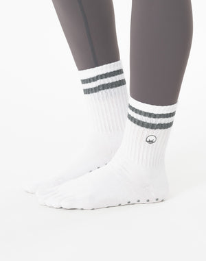 CRONOS WOMEN × KASANE Flow Grip Socks【WHITE】
