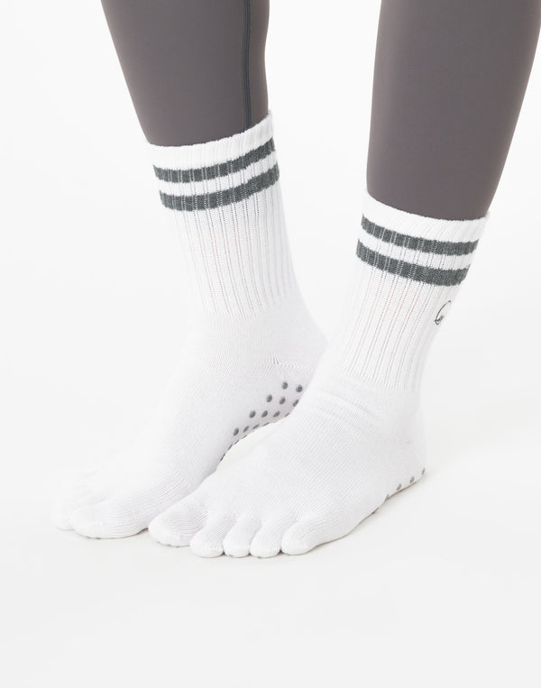 CRONOS WOMEN × KASANE Flow Grip Socks【WHITE】
