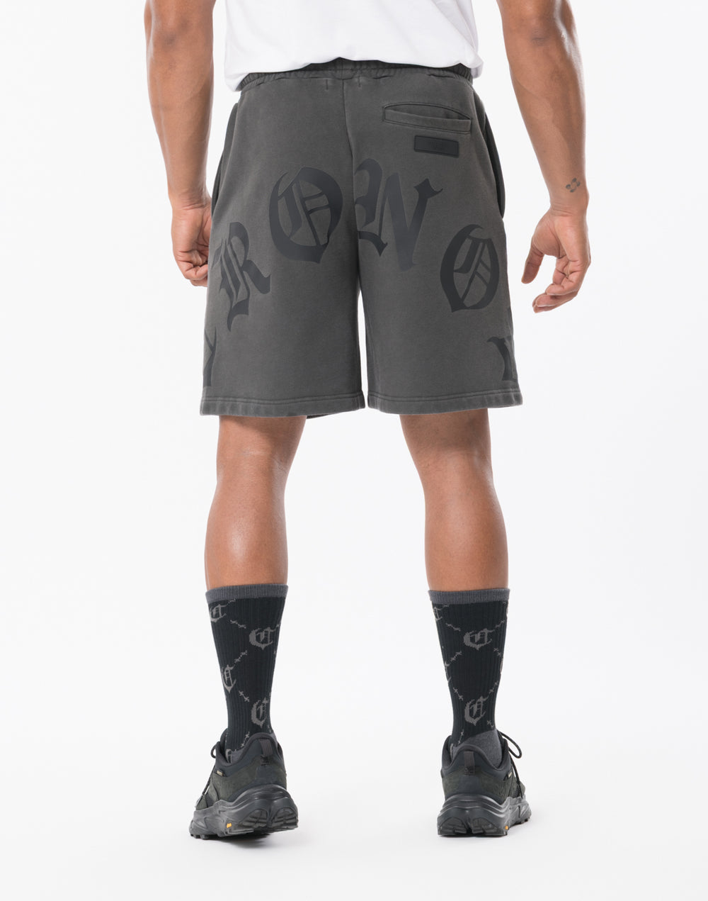 CRONOS BLACKLETTER Shorts【V BLACK×BLACK】