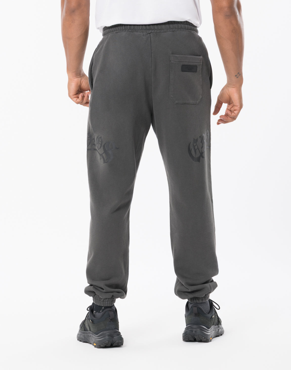 CRONOS グレー ジョガーパンツ CRONOS Black Letter long pants【BLACK】