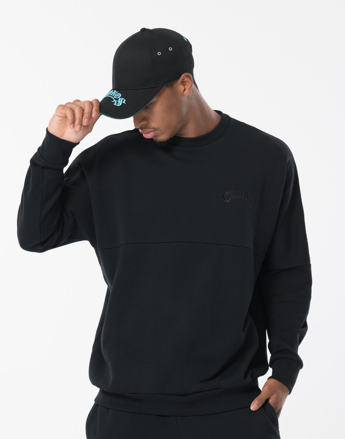 CRONOS BLACKLETTER SWEAT【BLACK×BLUE】