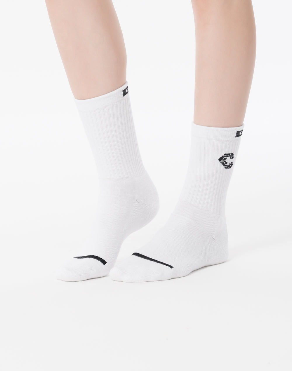 <Changed to January sales> CRONOS WOMEN Fit Jacquard Socks [WHITE]