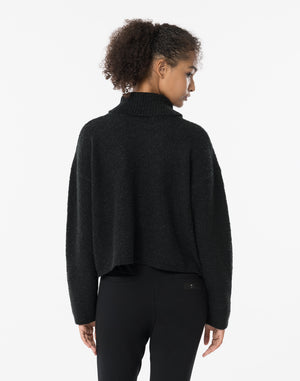 CRONOS WOMEN Soft Touch Turtleneck【BLACK】