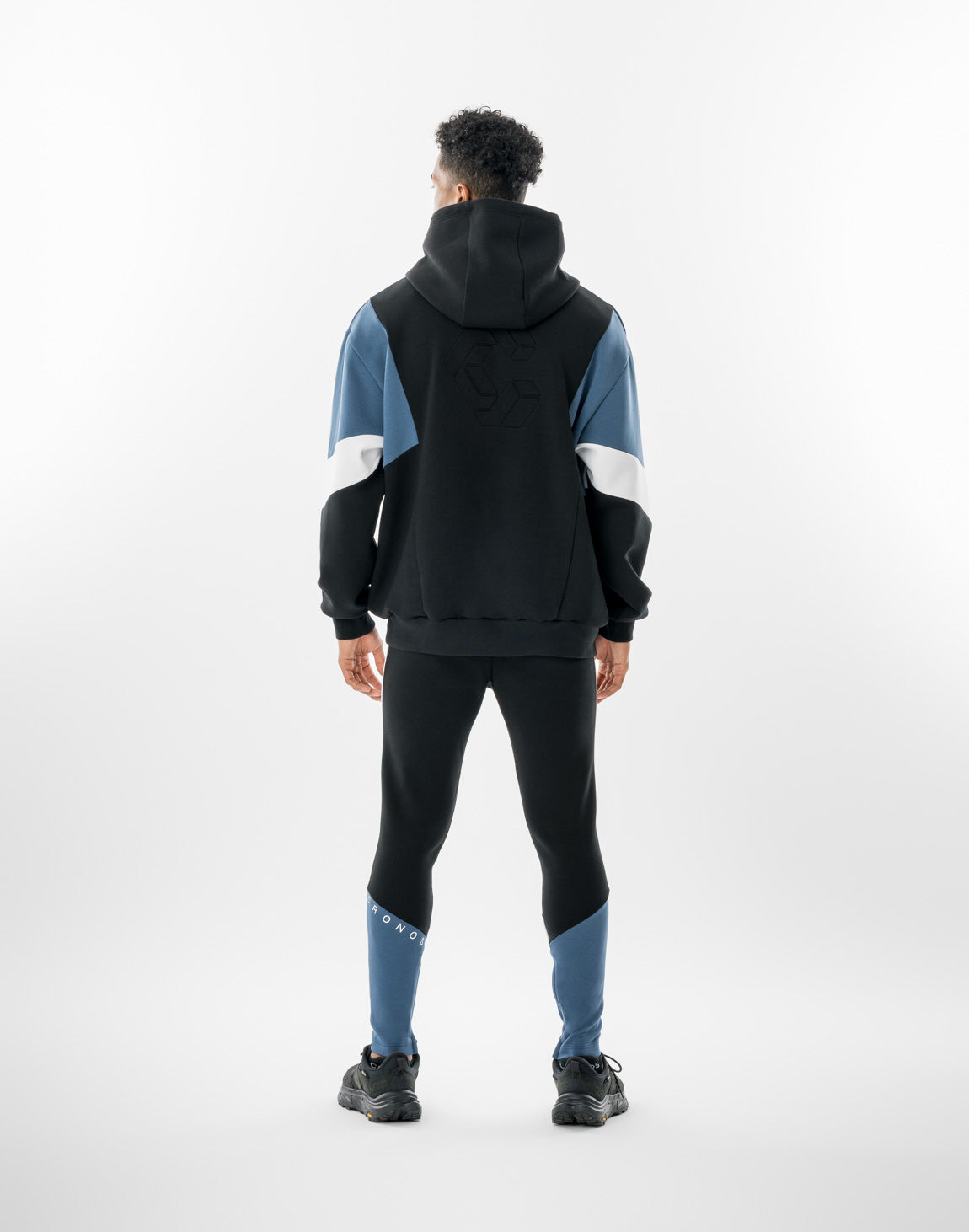 CRONOS ASCENT TRACK HOODIE【BLACK×BLUE】