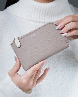 CRONOS × SALON DE ALPHARD Atelier Heritage Half Wallet【TAUPE】
