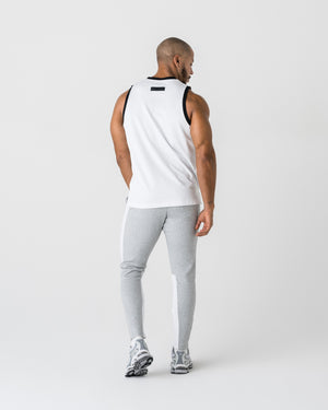 CRONOS LIGHT SIGNATURE SLEEVELESS【WHITE】