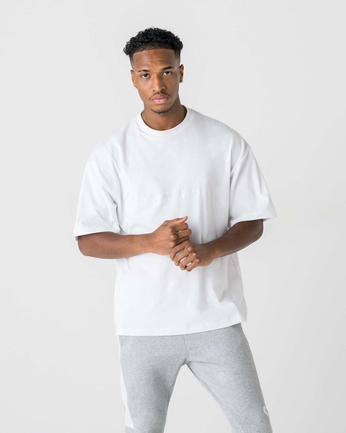 CRONOS SIGNATURE ACCENT S/S TEE【WHITE】