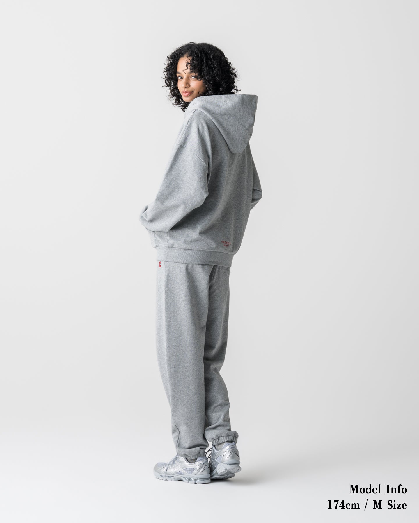 CRONOS WOMEN Smooth Relax Zip Hoodie【GRAY】