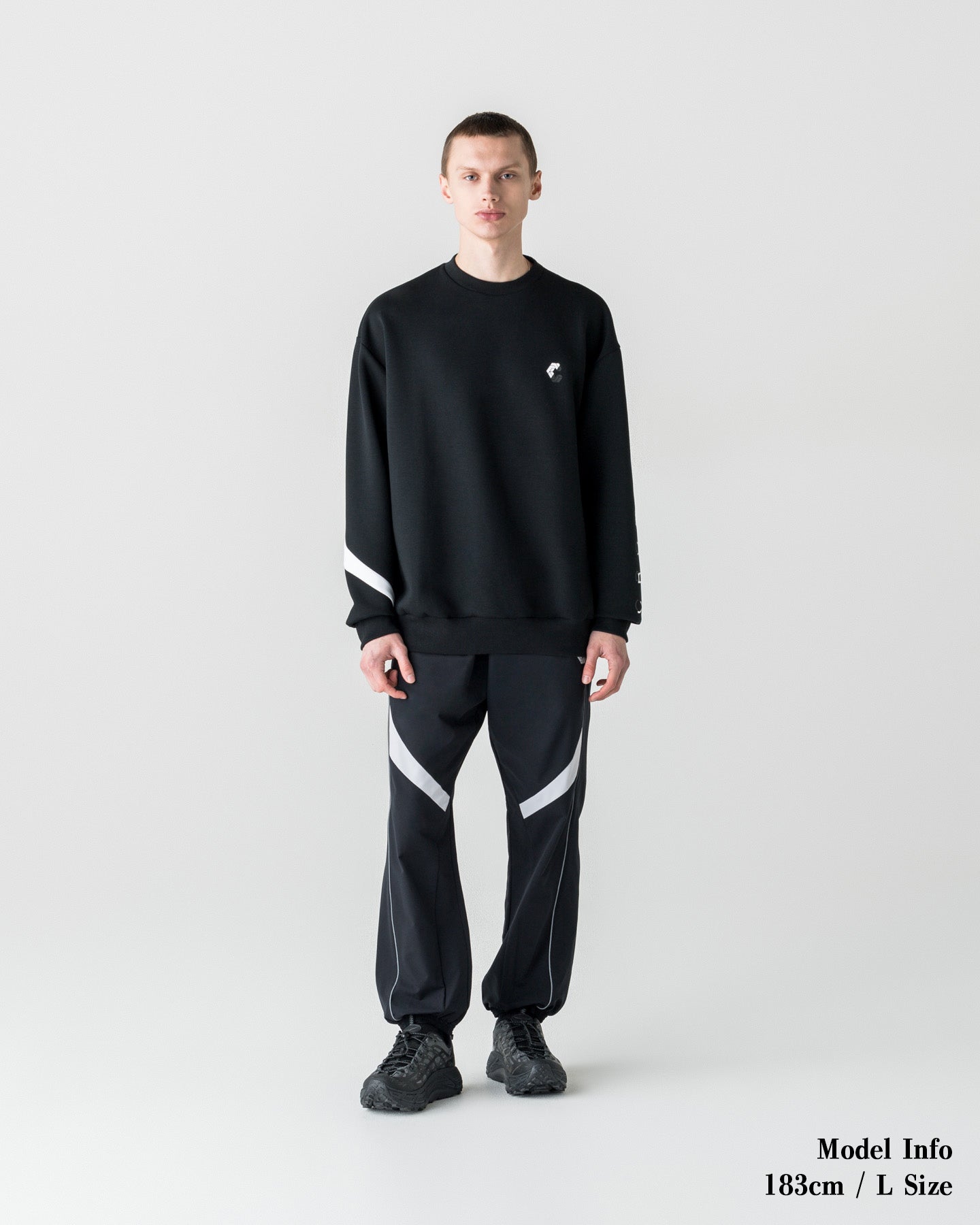 CRONOS LIGHTWEIGHT HYBRID L/S TEE【BLACK】