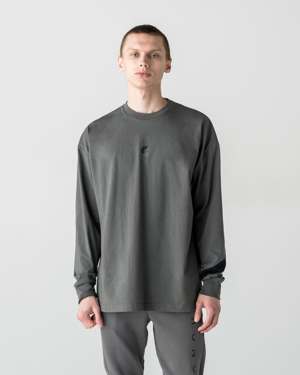 CRONOS LONG-LASTING FLEX L/L TEE【D.GRAY】