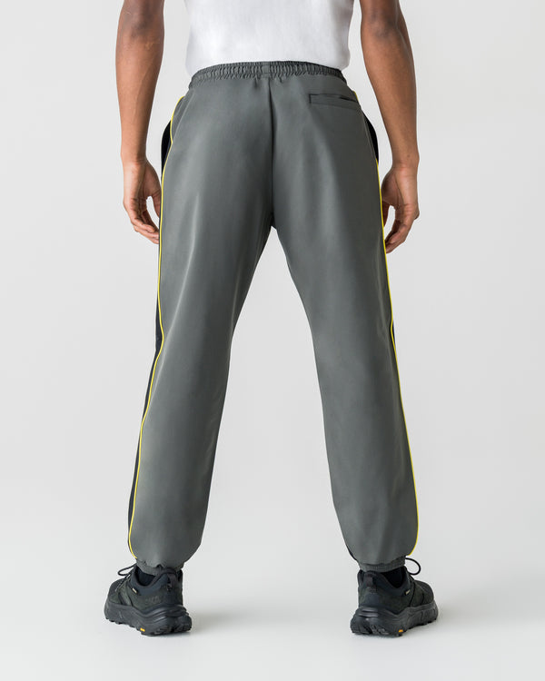 CRONOS REFLECTIVE MOTION Pants【D.GRAY】