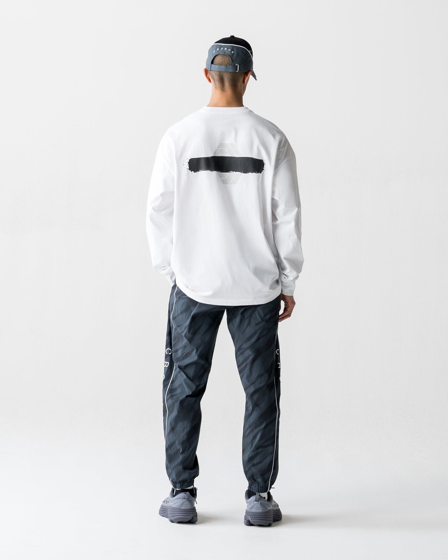 CRONOS PAINT STROKE L/S TEE【WHITE】