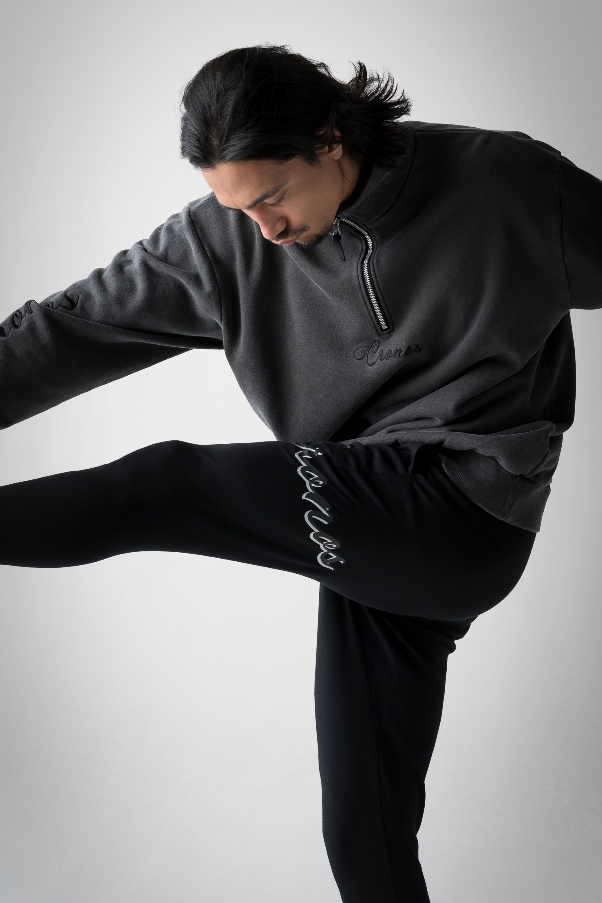 CRONOS MEN 2.18 WED 21:00 - RELEASE.