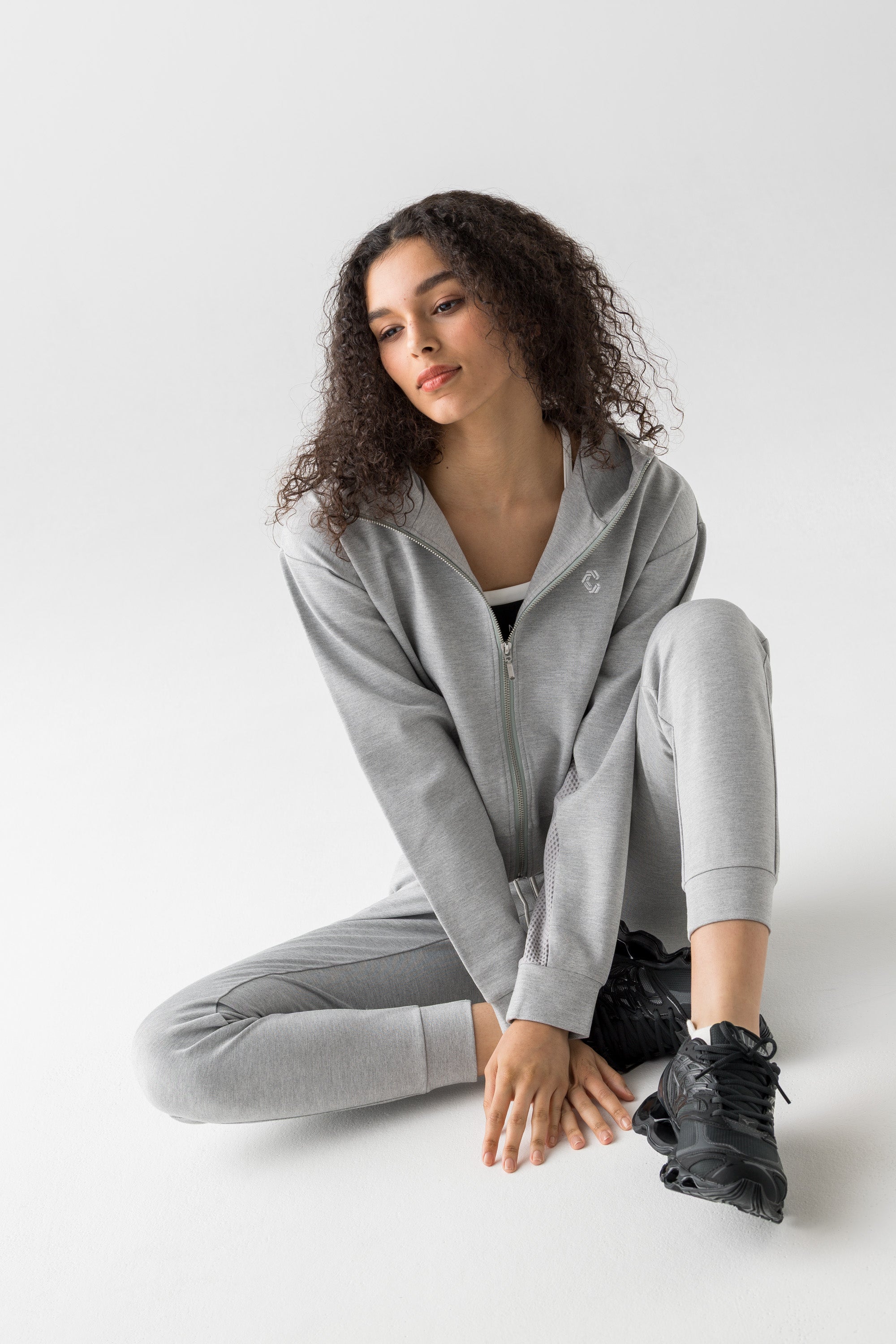 CRONOS クロノスグレー セットアップ CRONOS WOMEN 3.11 WED 21:00 - RELEASE.