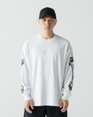 CRONOS BLACKLETTER L/S TEE [WHITE]