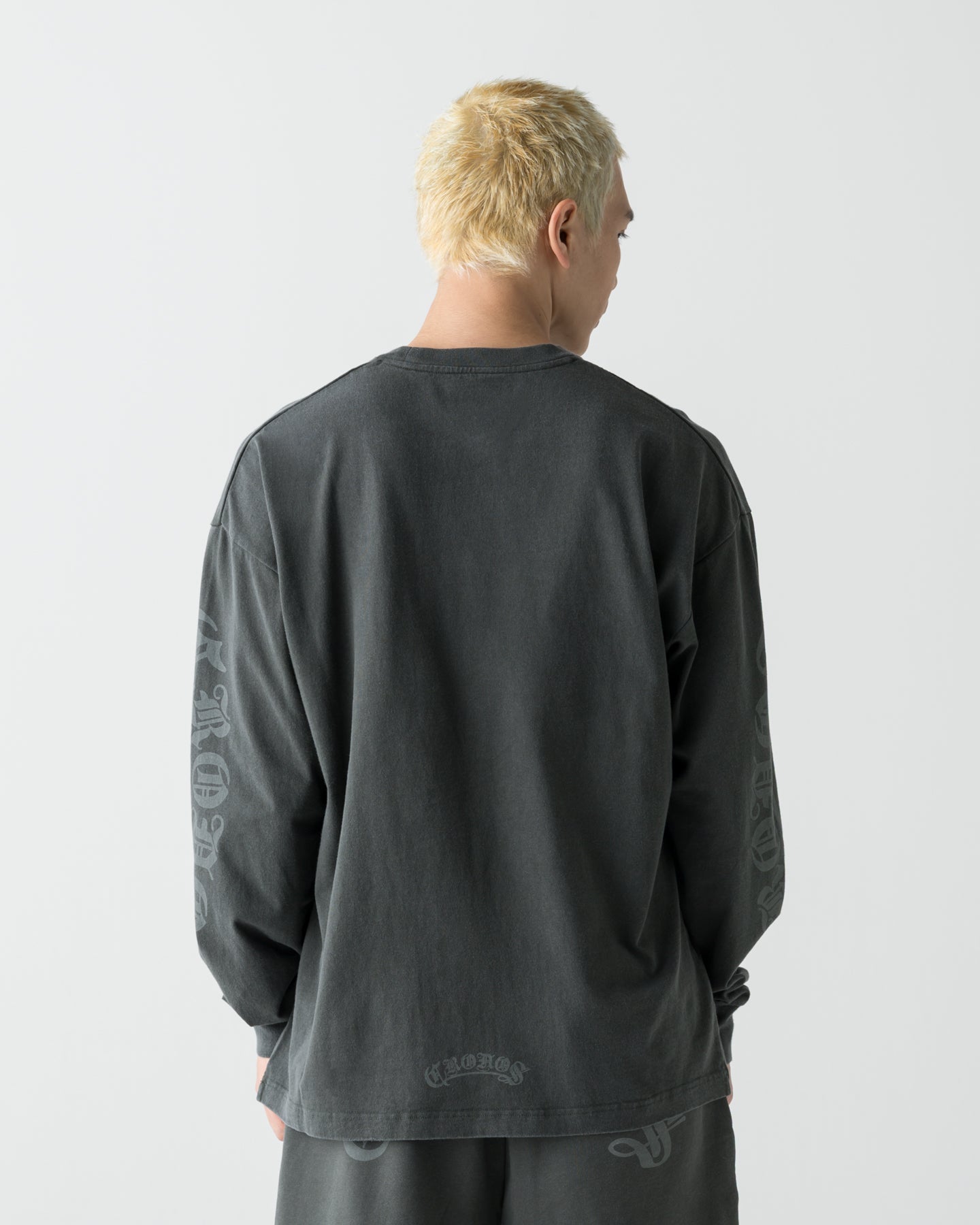 CRONOS BLACKLETTER L/S TEE【V BLACK】