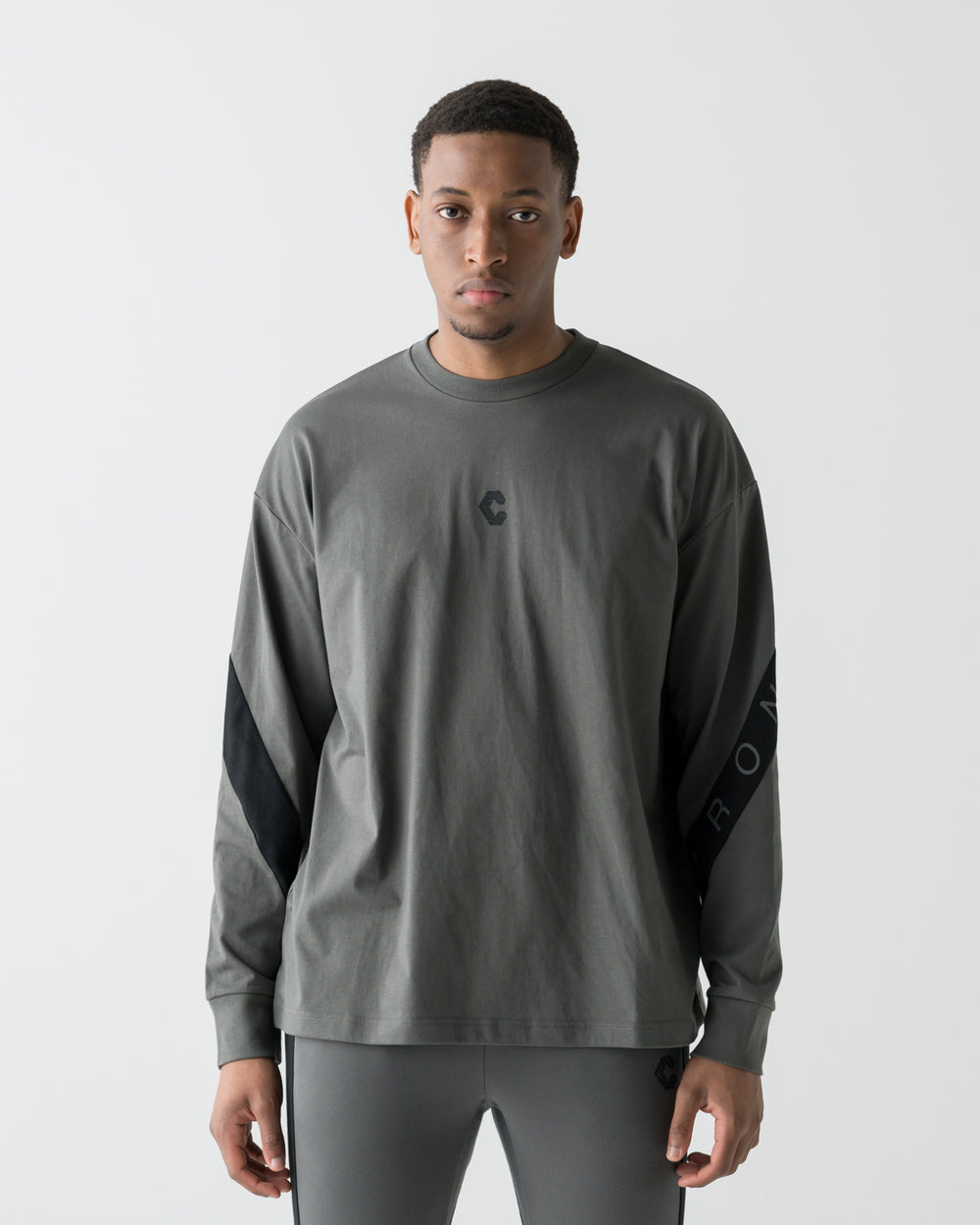 CRONOS DIAGONAL OVER L/S TEE【D.GRAY】