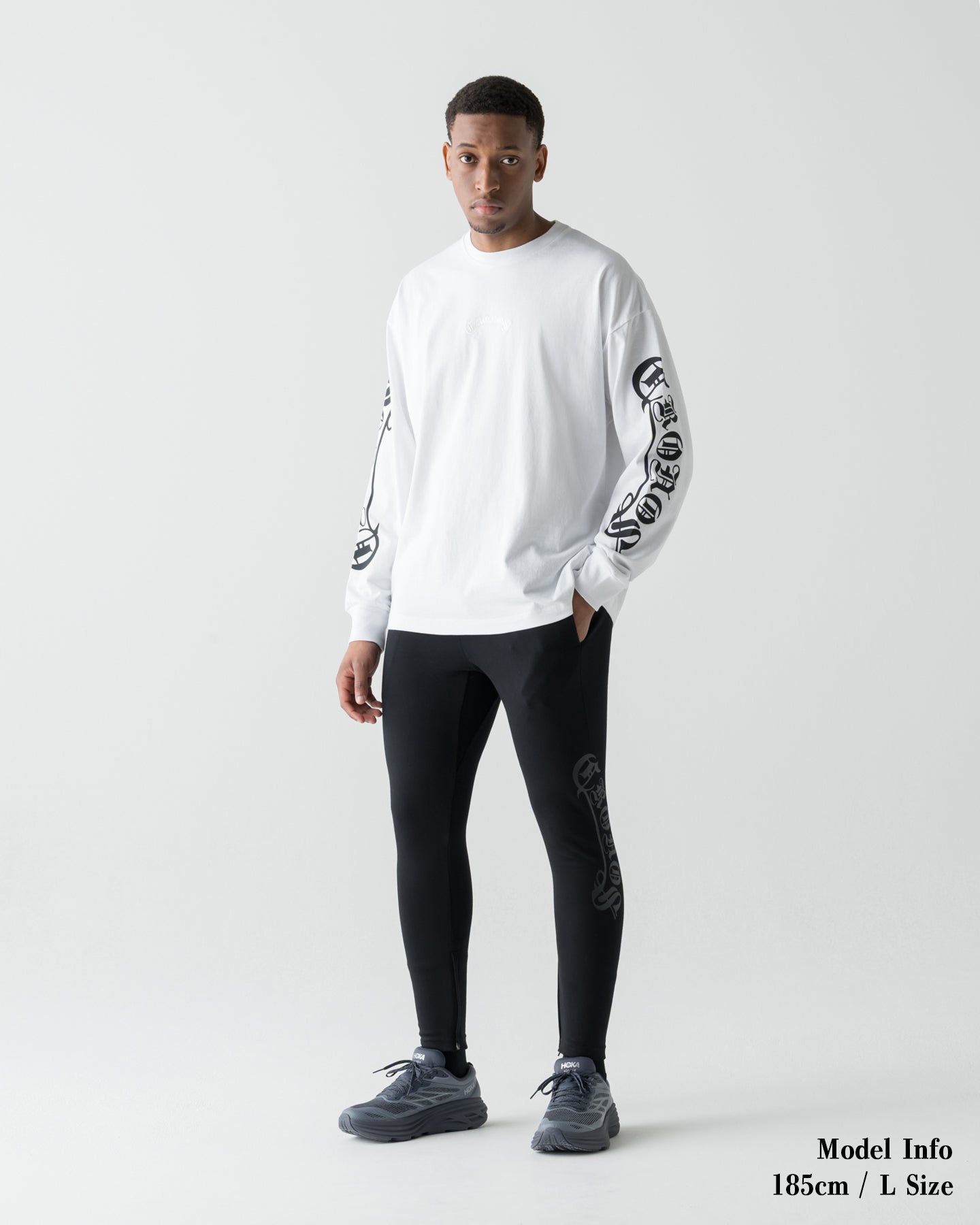 CRONOS BLACKLETTER SKINNY PANTS【BLACK×BLACK】