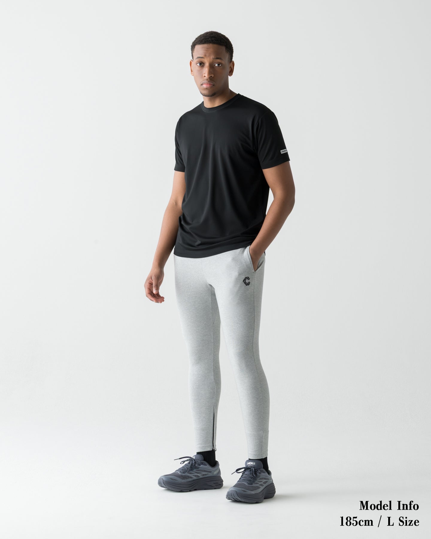 美品！CRONOS スキニーパンツ CRONOS DAILY ACTIVE SKINNY PANTS【BLACK】