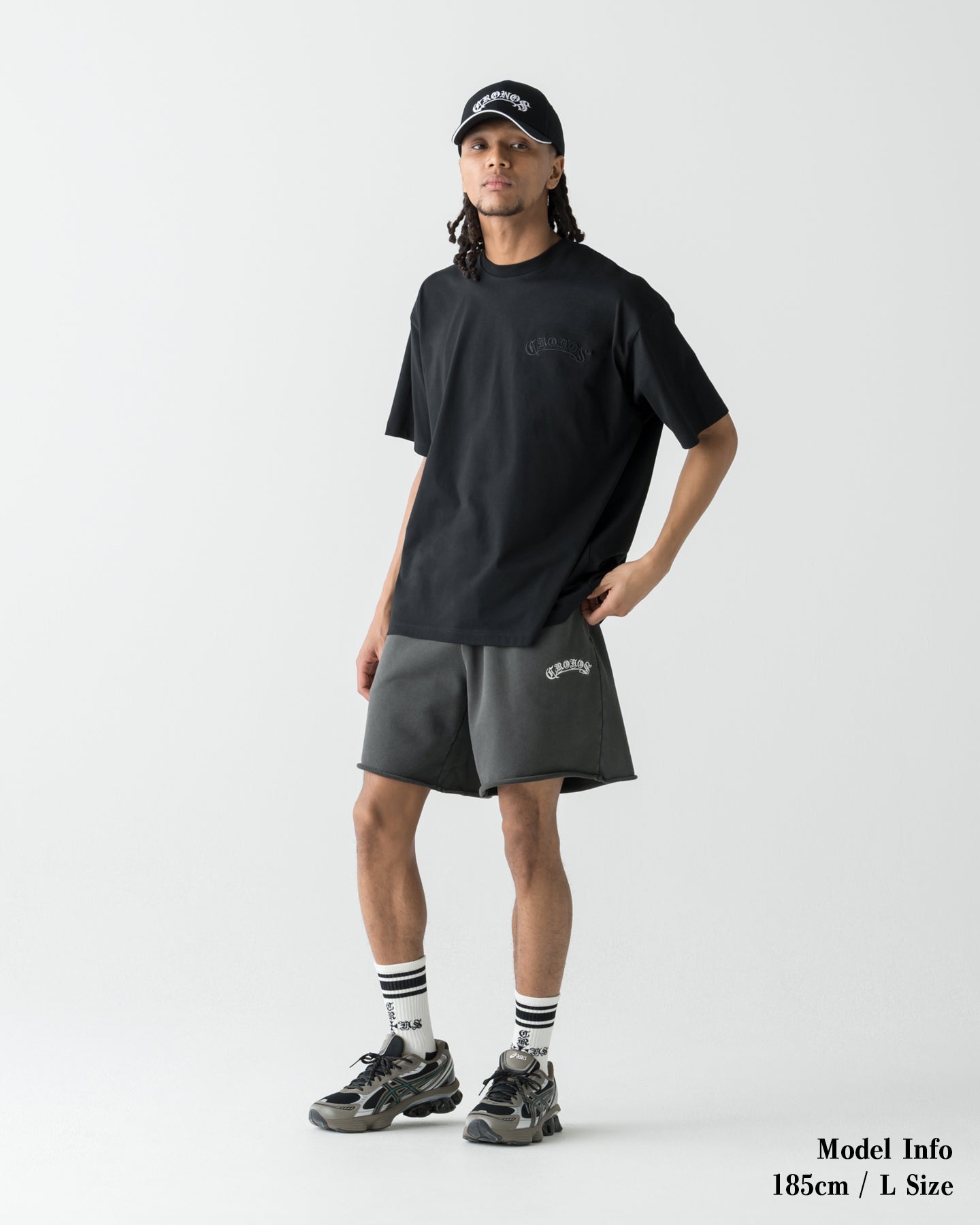 CRONOS BLACKLETTER SHORTS【V BLACK】