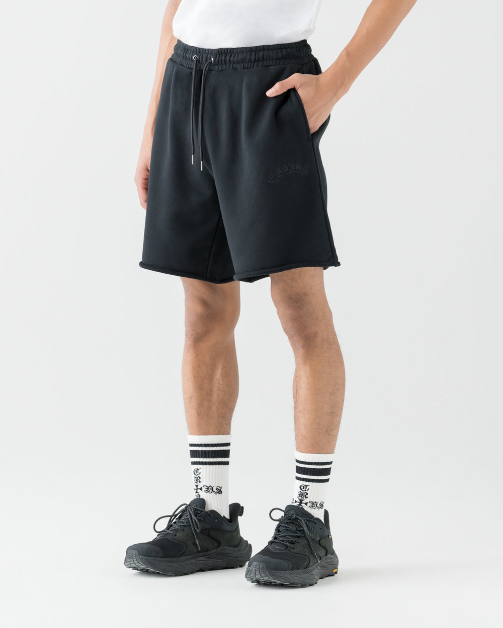CRONOS BLACKLETTER SHORTS【BLACK】