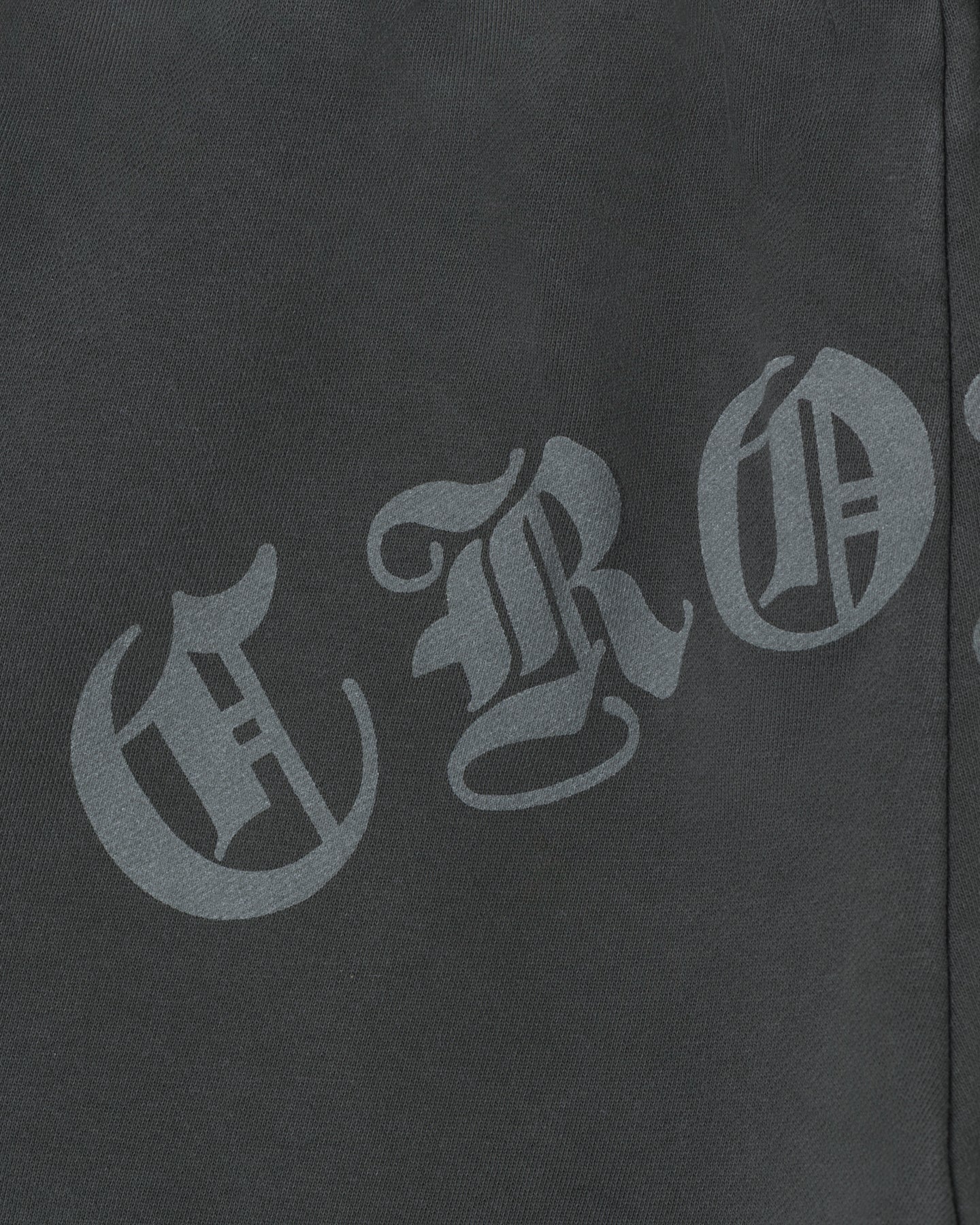 CRONOS BLACKLETTER SHORTS【V BLACK】