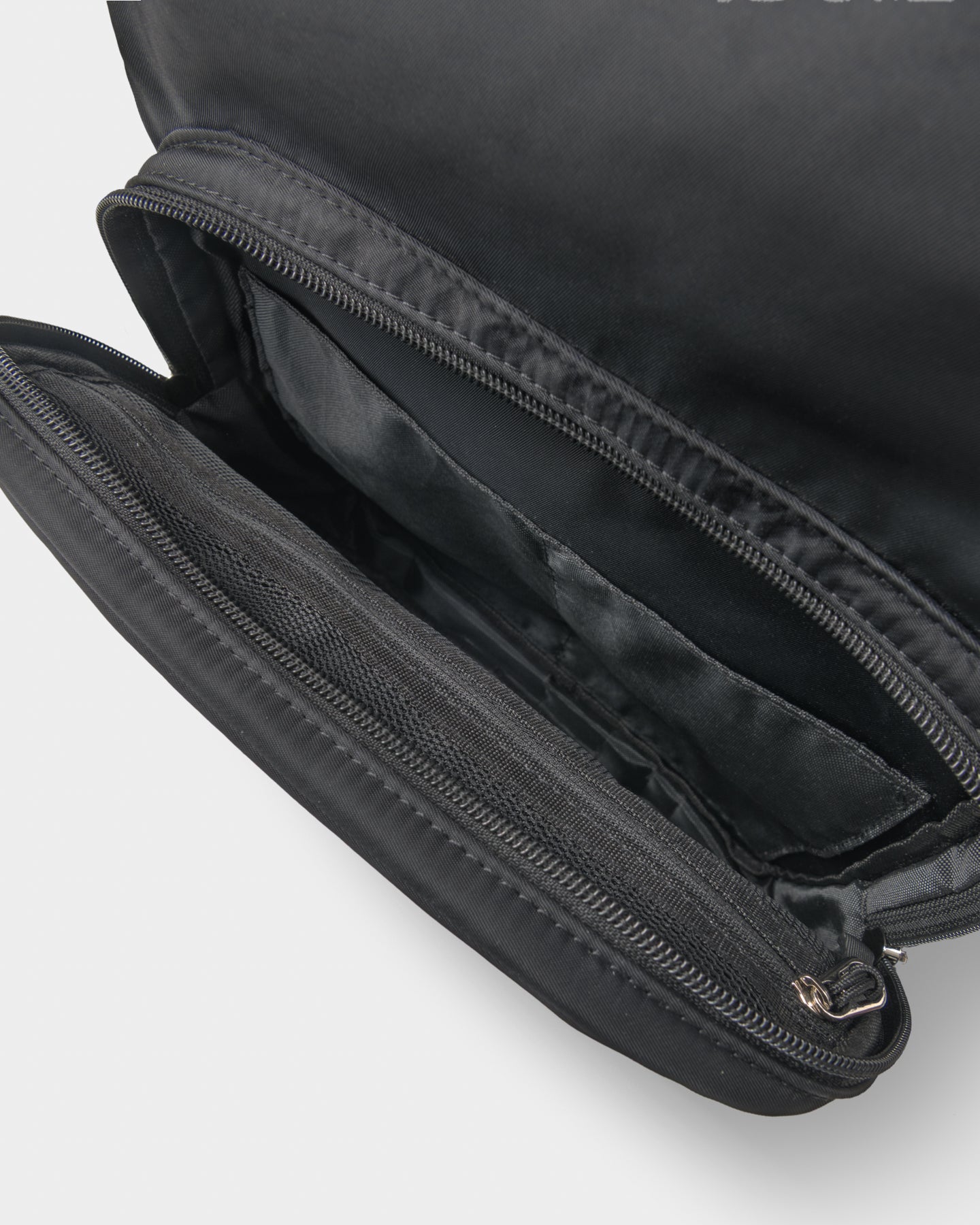 CRONOS ACTIVE CARRY BACKPACK【BLACK】