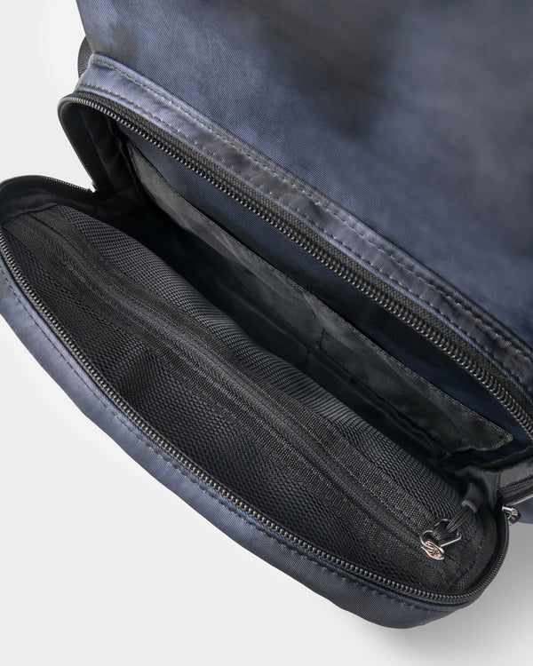 CRONOS ACTIVE CARRY BACKPACK【BLACKCAMO】