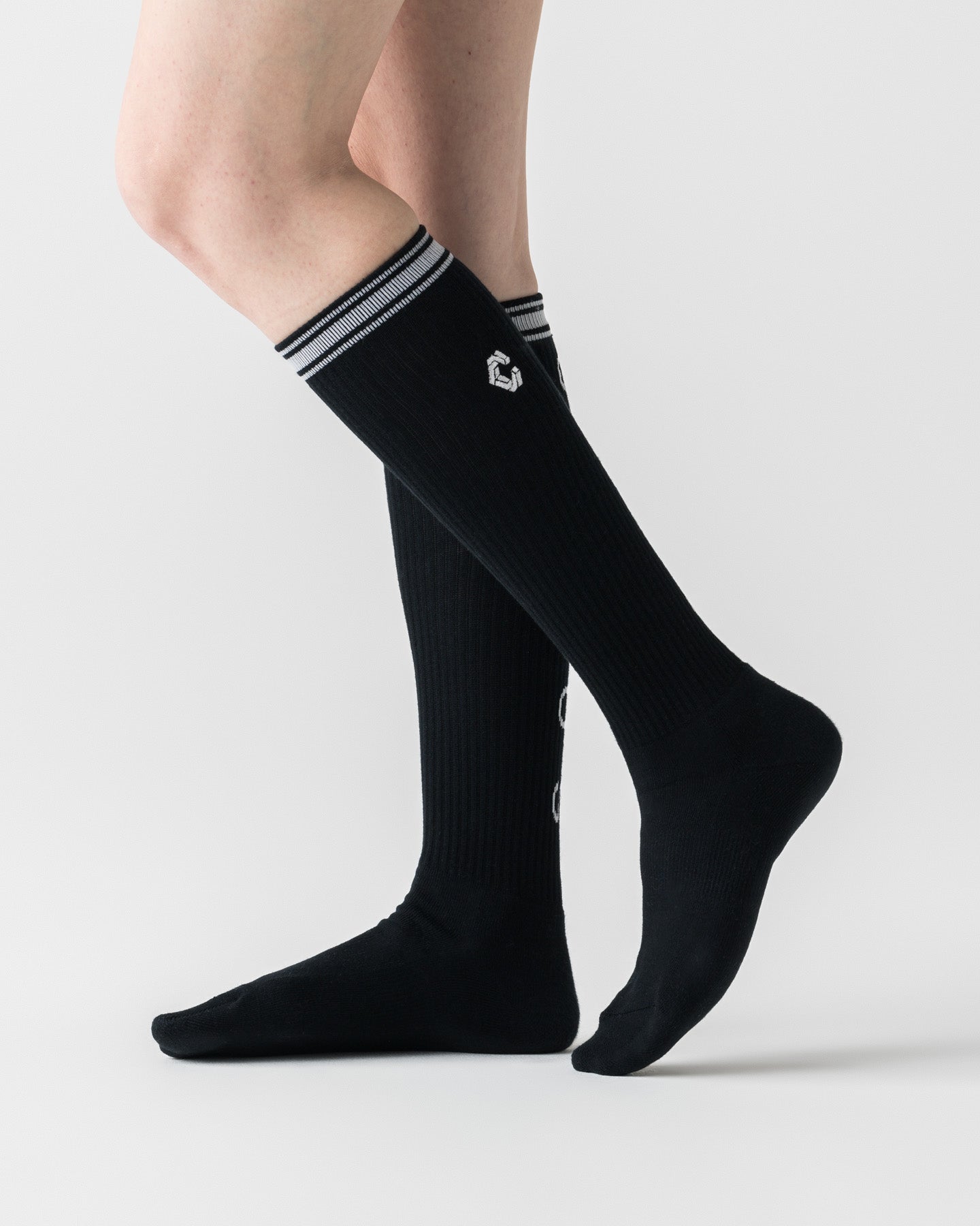 CRONOS BLACK WOMEN ROUND SOCKS【BLACK】