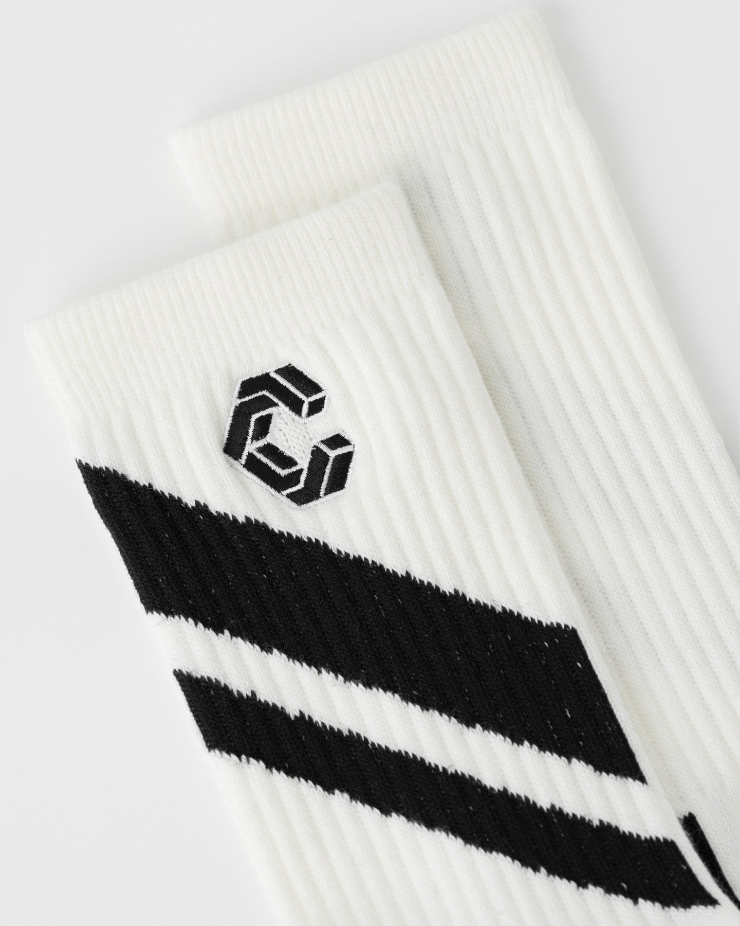 CRONOS FIT PERFORMANCE SOCKS【WHITE】