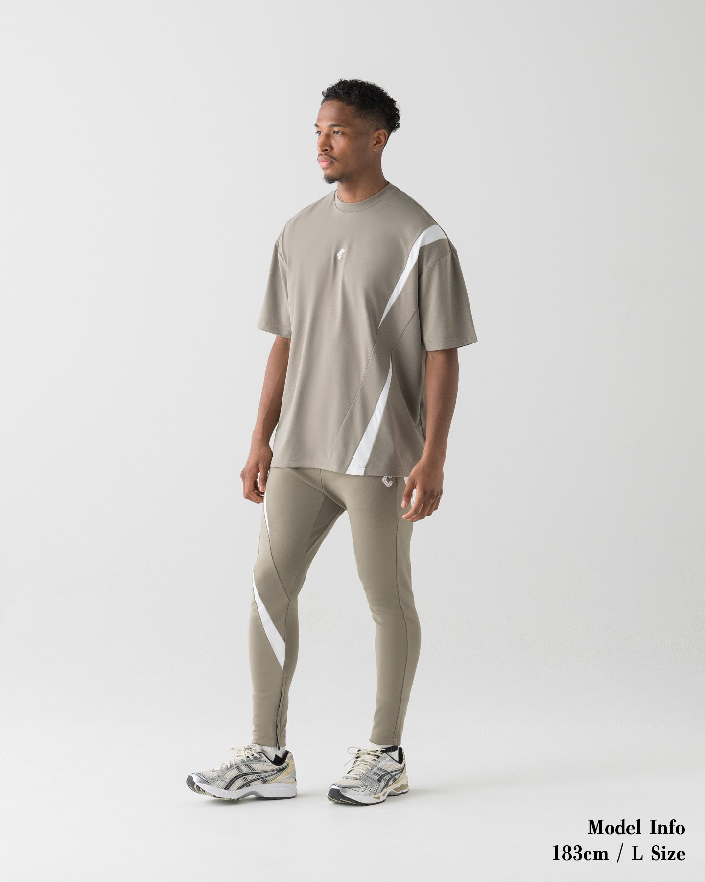 CRONOS GEOMETRIC LINE S/S TEE【TAUPE】