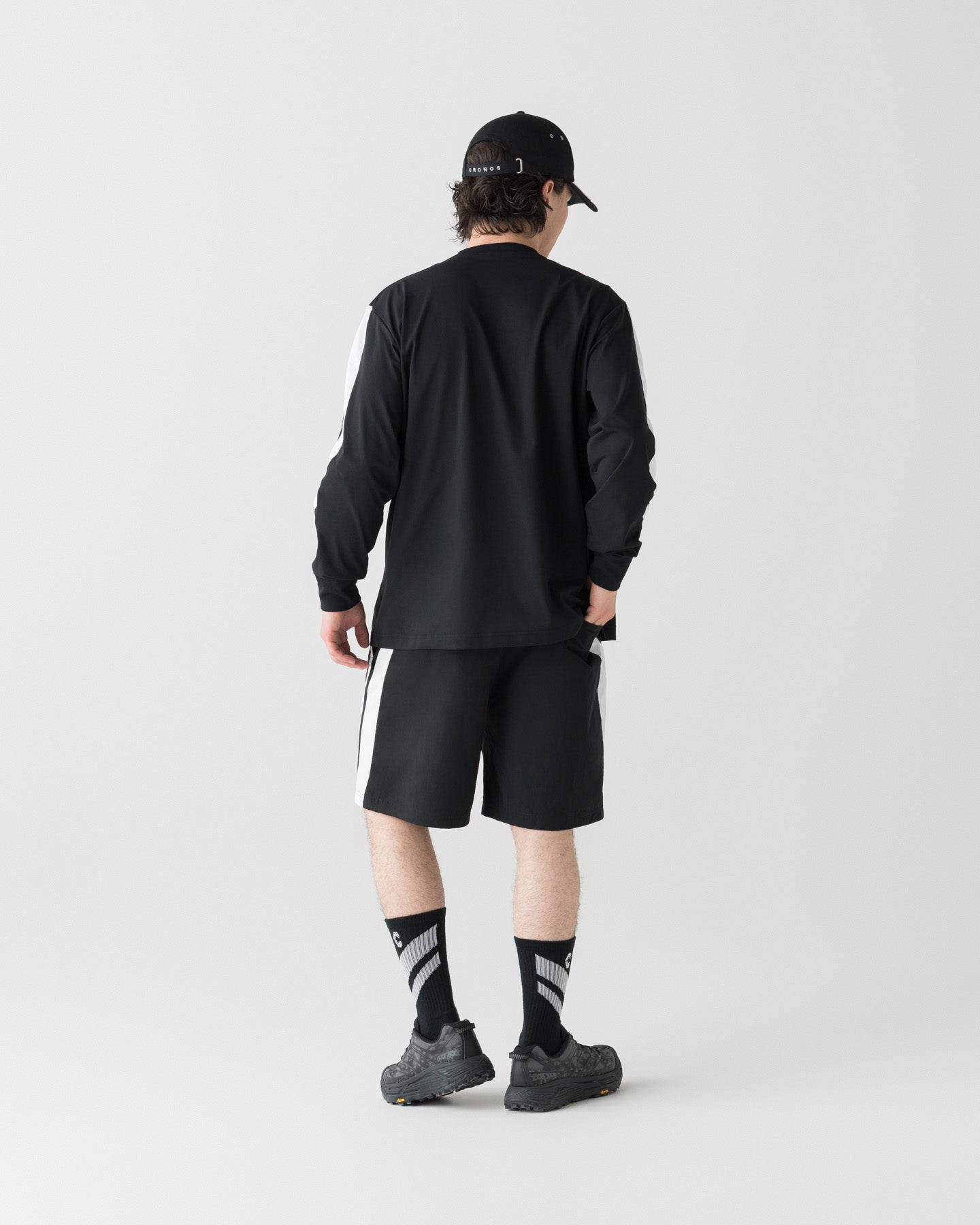 CRONOS COOLING RASH L/S TEE【BLACK×WHITE】