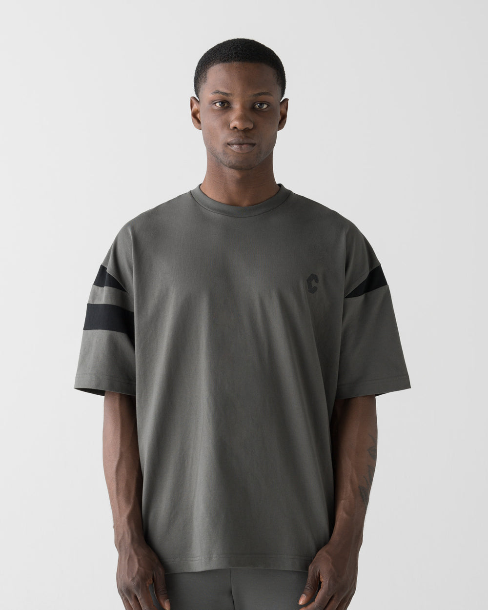 CRONOS DAILY ACTIVE S/S TEE【D.GRAY】