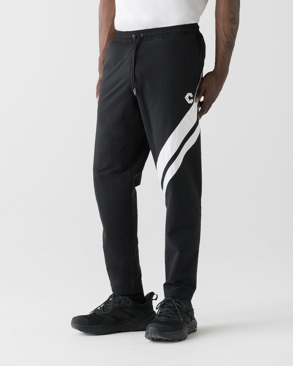 CRONOS COOLING LINE JOGGER PANTS [BLACK x WHITE]