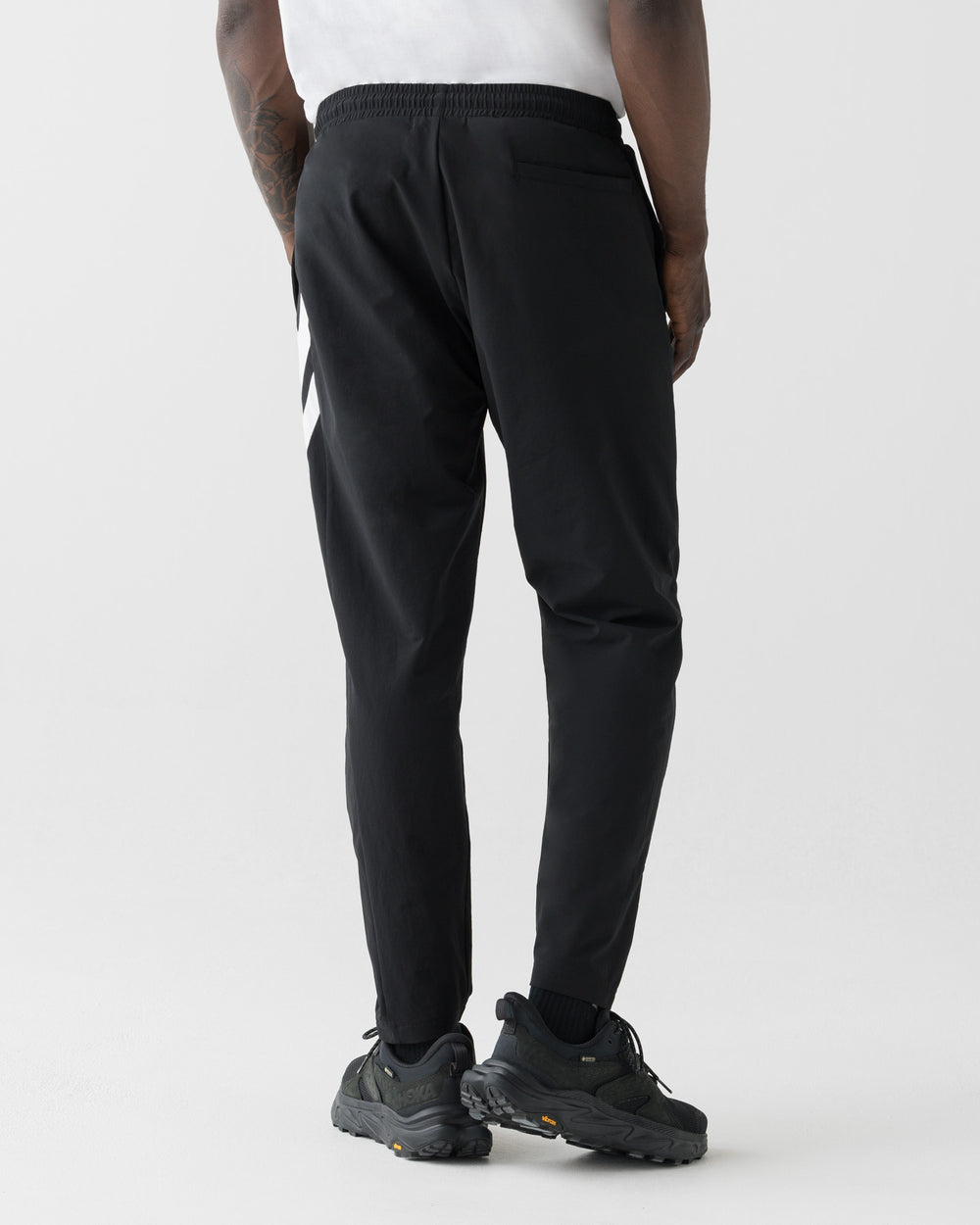 CRONOS COOLING LINE JOGGER PANTS [BLACK x WHITE]