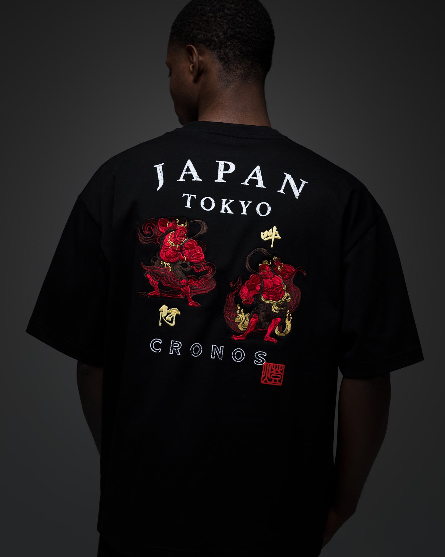 CRONOS TOMOSHIBI SERIES A-UN EMBROIDERY S/S TEE【BLACK】 CRONOS TOMOSHIBI SERIES A-UN EMBROIDERY S/S TEE【BLACK】