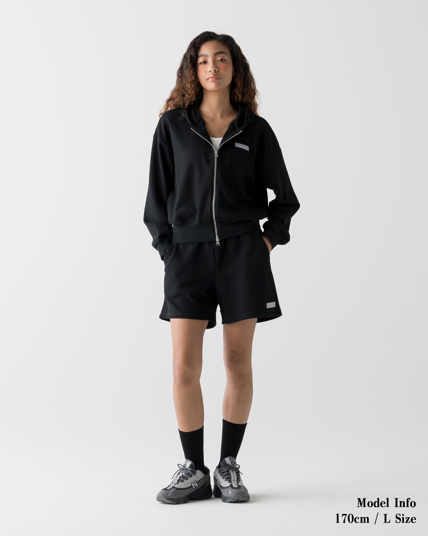 CRONOS WOMEN SHAPE SHORTS【BLACK】