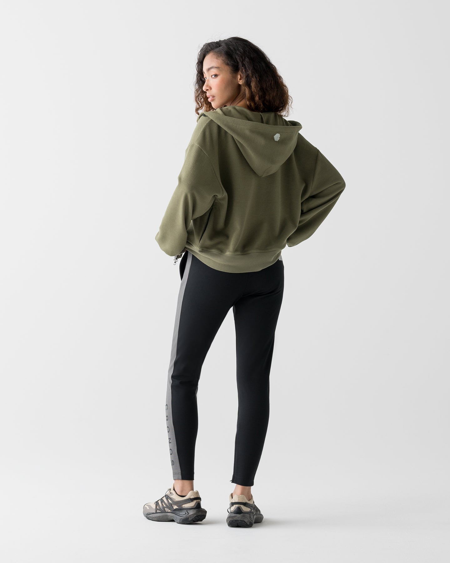 CRONOS WOMEN FIT CROPPED TANK TOP【KHAKI】