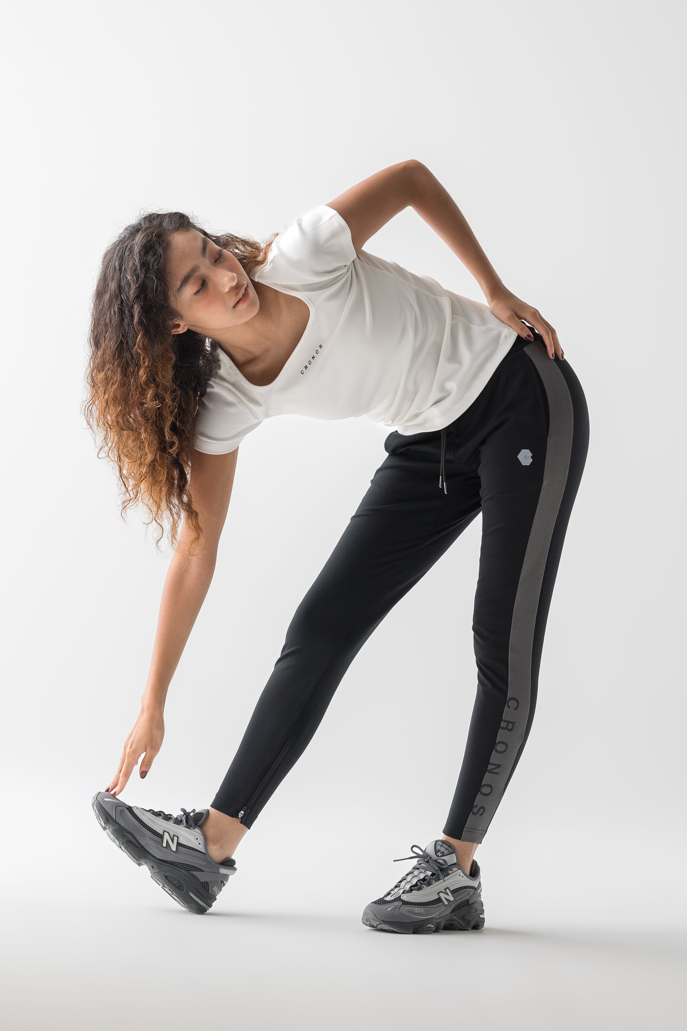 CRONOS WOMEN 5.13 WED 21:00 - RELEASE.