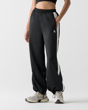 CRONOS WOMEN LOOSE SATIN PANTS【BLACK】