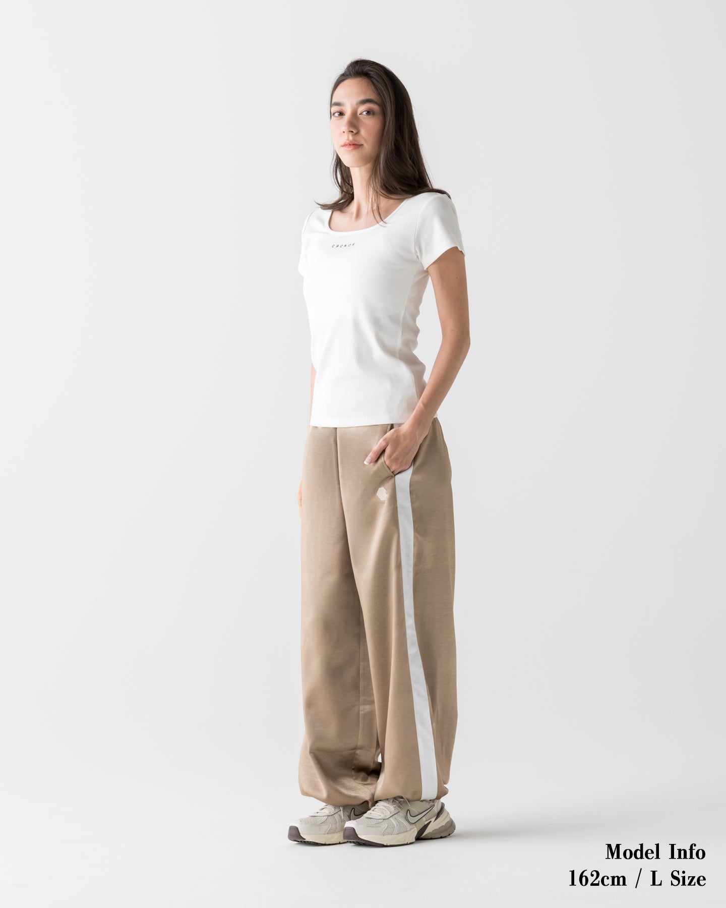 CRONOS WOMEN LOOSE SATIN PANTS【BROWN】