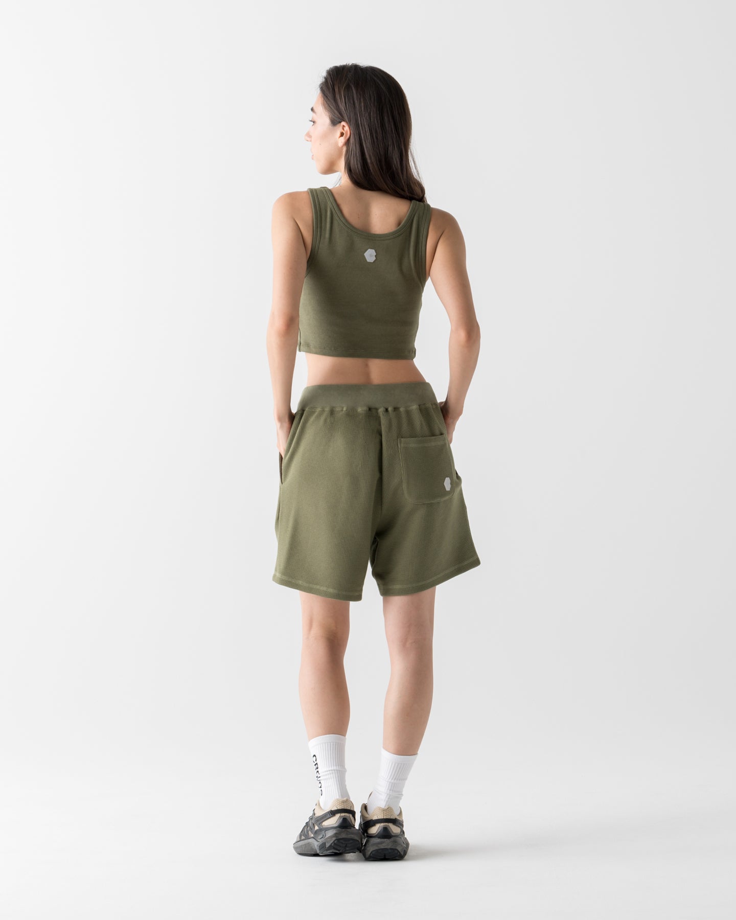 CRONOS WOMEN SHAPE SHORTS【KHAKI】