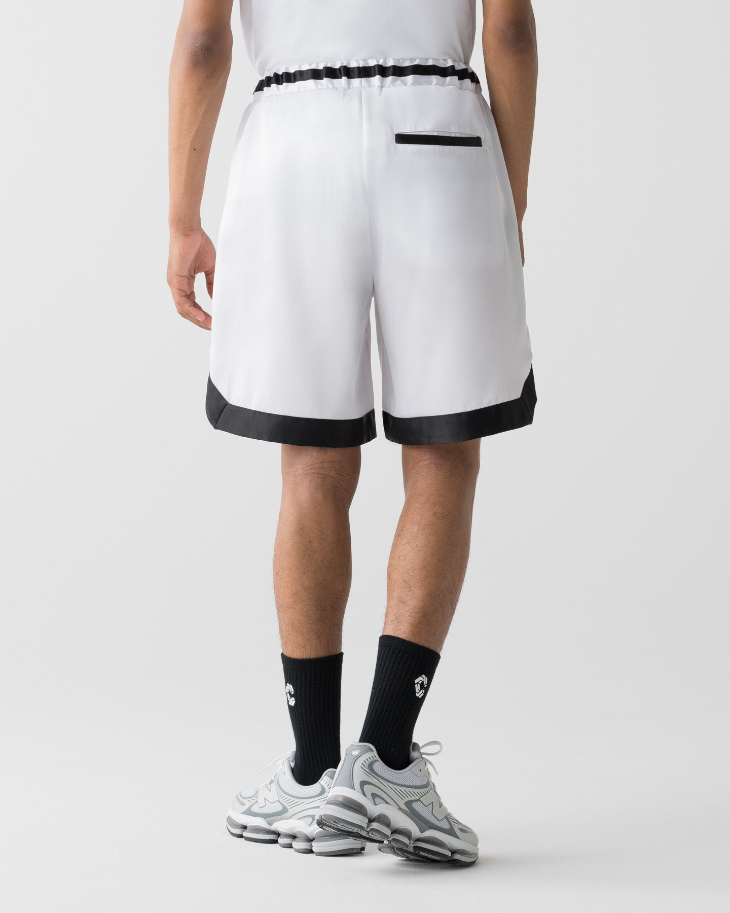 CRONOS SCRIPT SATIN SHORTS【WHITE】